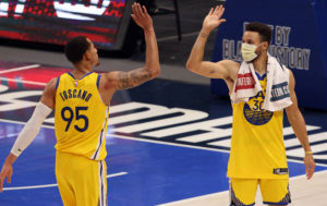 La NBA eliminaría el límite de partidos para los contratos de doble vía