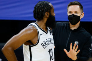 Steve Nash: "Sigo aprendiendo y conociendo a mi equipo"