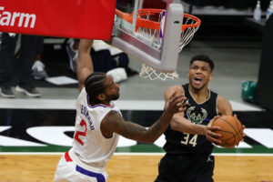 Los Clippers dan un golpe sobre la mesa ante Milwaukee