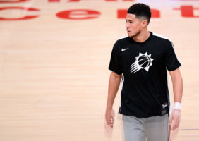 James Jones descarta que Booker sufra una lesión de importancia