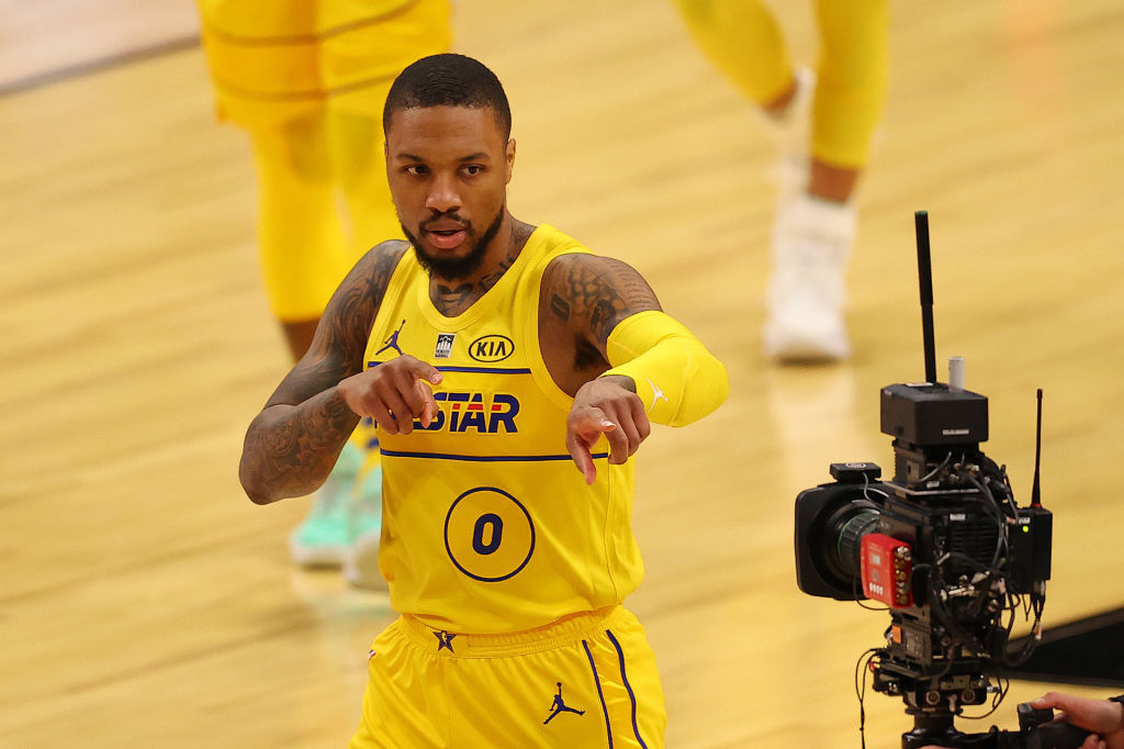 Damian Lillard, cómodo ante la presión de cerrar los partidos