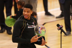 Giannis Antetokounmpo hace historia tras recibir el MVP del All-Star Game