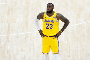 LeBron James avisa: "Es hora de pisar el acelerador"