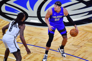 Orlando acaba con la racha de los Nets