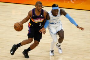 Noche histórica para Chris Paul y victoria de Phoenix sobre los Lakers