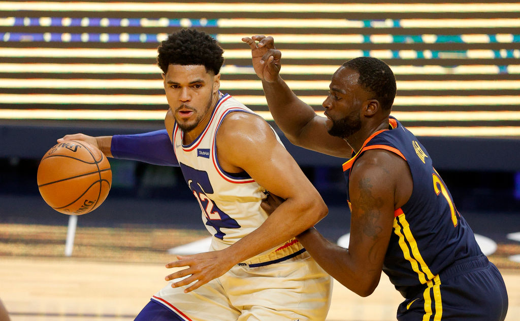 Tobias Harris sigue tirando de los Sixers a la espera de Embiid