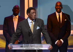 Fallece Elgin Baylor, leyenda de los Lakers