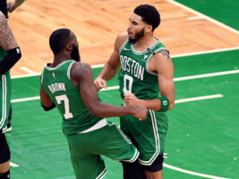 Boston no da opción a unos mermados Hornets