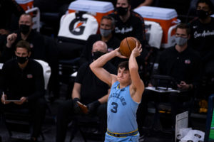 Nueva victoria de Memphis con 30 puntos de Grayson Allen