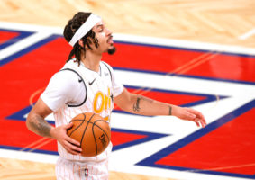 Cole Anthony regresa tras dos meses de baja