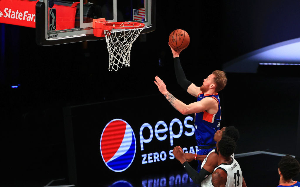 Los Sixers despiden a Ignas Brazdeikis