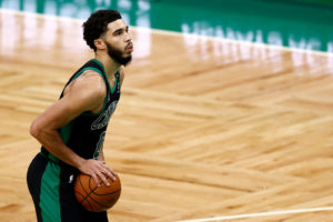 Boston encuentra el ritmo: cuarta victoria consecutiva