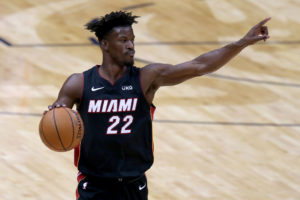 Miami abre su gira por el Oeste venciendo en Portland