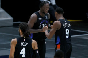 Julius Randle y los Knicks no frenan: 40 puntos y octava victoria seguida