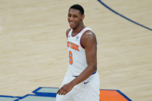Los Knicks vuelven a ganar con 56 puntos entre Randle y Barrett