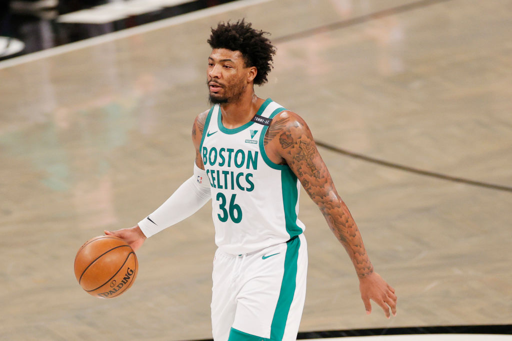 Marcus Smart, baja ante Charlotte al ser suspendido por la NBA