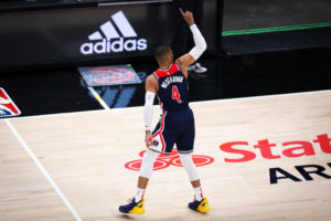 Russell Westbrook rompe el récord de Oscar Robertson en triples-dobles