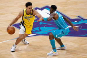 Indiana y Charlotte aseguran su presencia en el 'play-in'