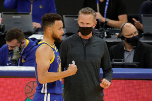 Steve Kerr define la temporada como "algo sobre lo que construir"
