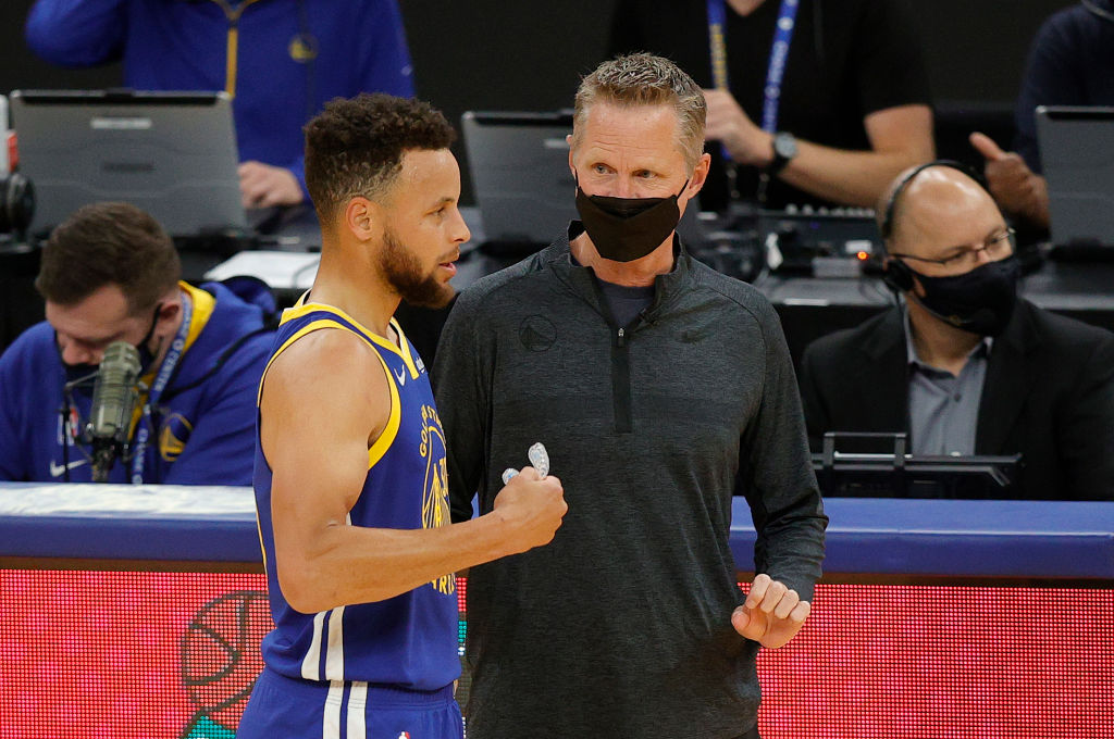 Steve Kerr define la temporada como "algo sobre lo que construir"