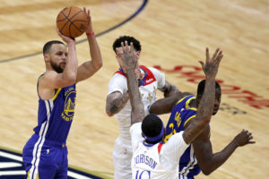 Steve Kerr reconoce "no haber visto nunca" la actual versión de Stephen Curry
