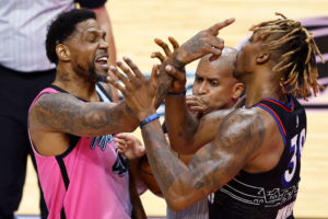 Udonis Haslem: debut, tres minutos en pista y expulsión