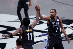 Brooklyn asegura el segundo puesto del Este ganando a Cleveland