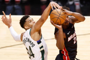 Barrida a los subcampeones de la NBA