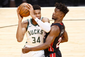Nueva paliza de Milwaukee a Miami y 3-0 en la eliminatoria
