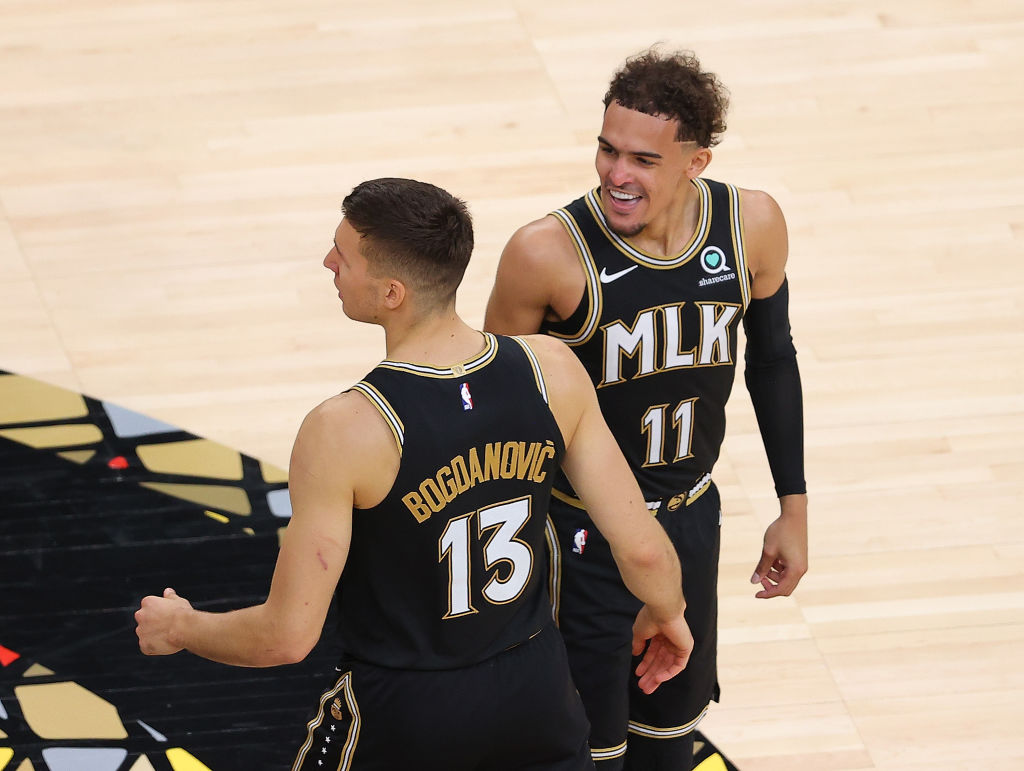 Los Hawks pasan por encima de los Knicks y se sitúan a un triunfo de las Semifinales