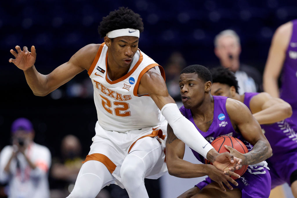 Los Spurs buscan refuerzo interior: ¿qué les ofrece el draft?