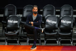 Rob Pelinka priorizará el talento ofensivo durante la agencia libre