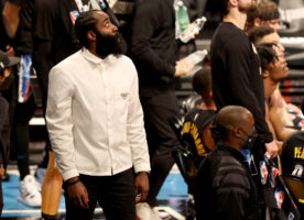 James Harden tampoco estará en el tercer partido ante los Bucks