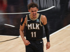 Trae Young lidera la remontada para mantener con vida a Atlanta