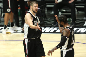 Los Clippers recortan distancias en la pelea por alcanzar las Finales
