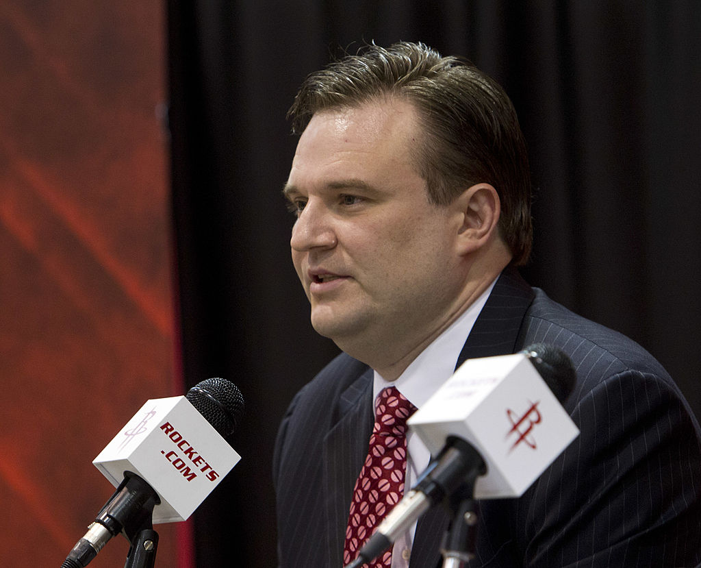 La NBA multa a Daryl Morey por su guiño a Stephen Curry en Twitter