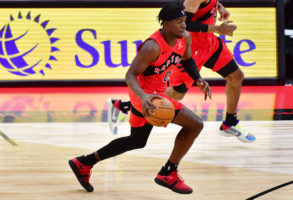 Sacramento extiende la 'qualifying offer' a Terence Davis