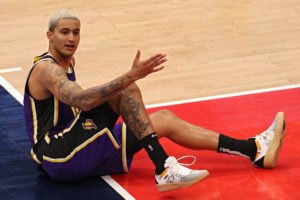 Los Lakers exploran las opciones de traspaso con Kyle Kuzma
