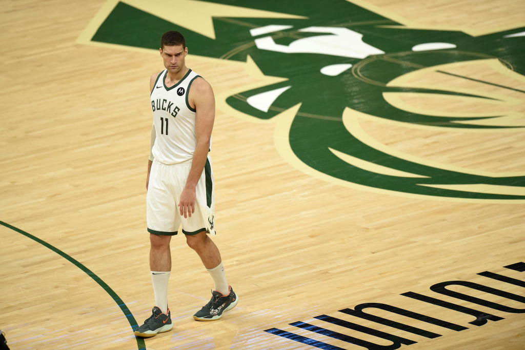 Brook Lopez acerca a los Bucks a las Finales