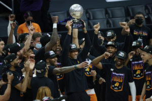 Phoenix Suns alcanza las Finales 28 años después