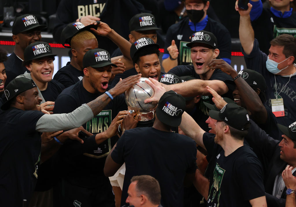 Milwaukee alcanza las Finales por primera vez desde 1974