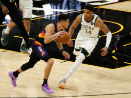 Los Bucks también confirman a Giannis Antetokounmpo para el Game 2