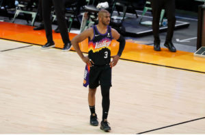 Así atacó Chris Paul los cambios defensivos de Milwaukee