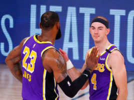 Alex Caruso deja los Lakers y se reunirá con Lonzo en Chicago