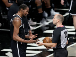 Los árbitros tendrán que vacunarse antes de empezar la temporada