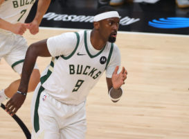 Bobby Portis sale a la agencia libre