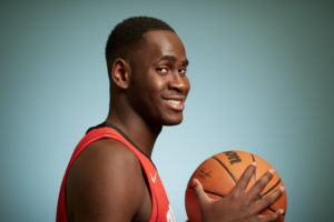 Usman Garuba ya es oficialmente un Rocket