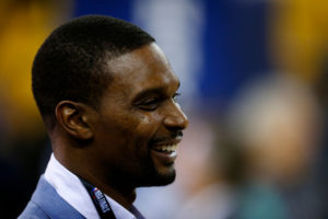 A Chris Bosh le pica el gusanillo de los banquillos
