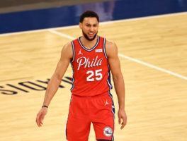 Philadelphia y Detroit negocian un posible traspaso Simmons-Grant