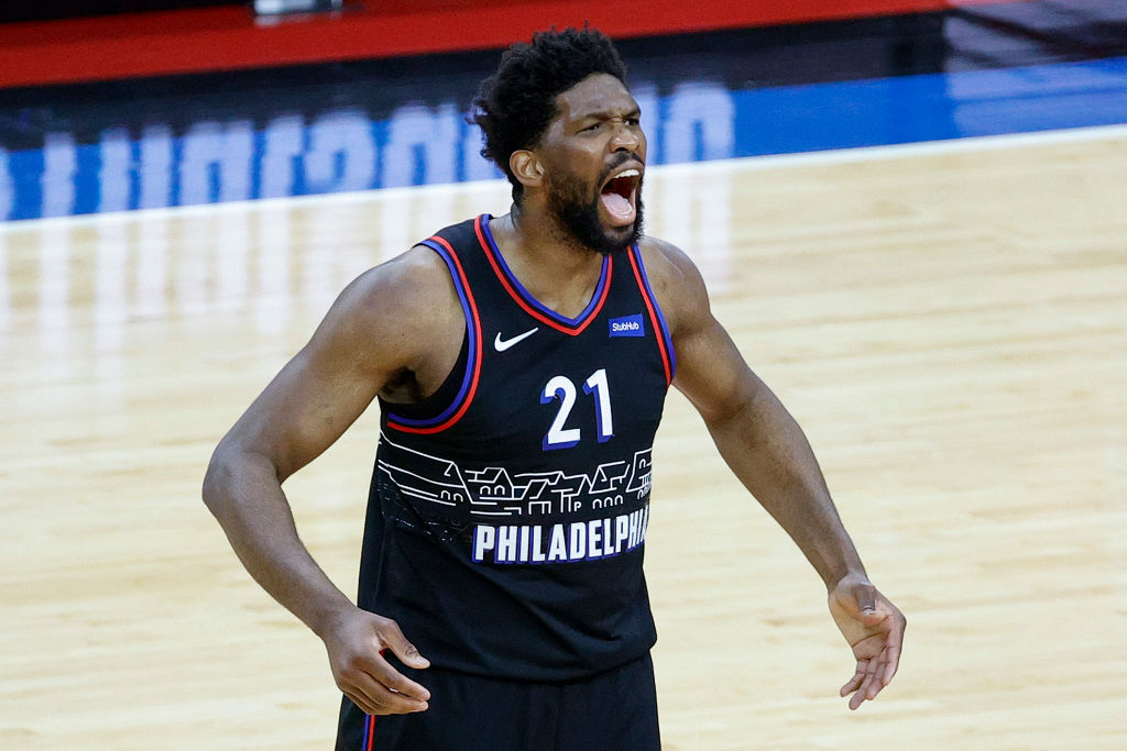 La rodilla de Joel Embiid ya está totalmente recuperada